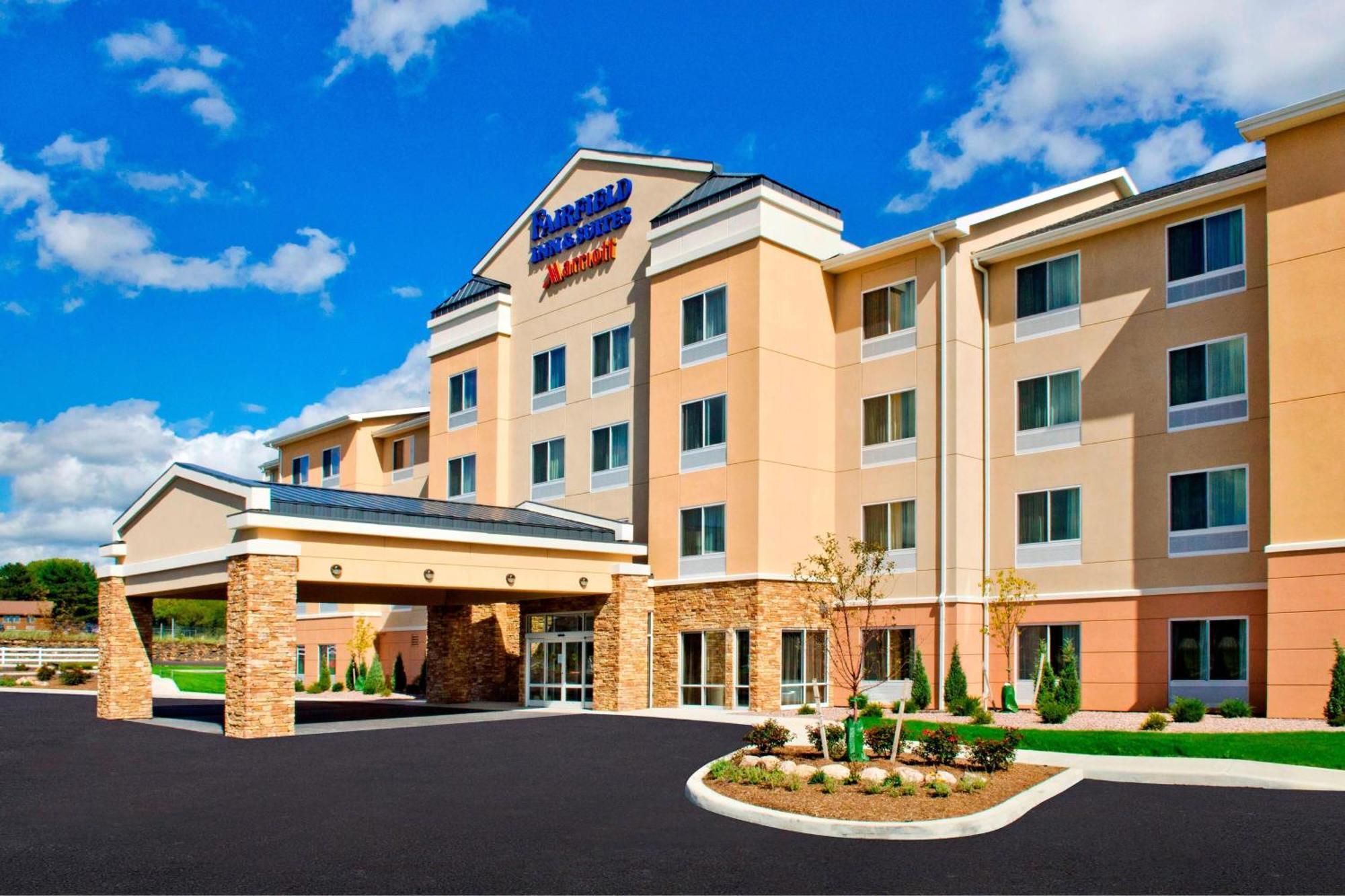 Fairfield Inn & Suites By Marriott Watertown Thousand Islands Exterior foto